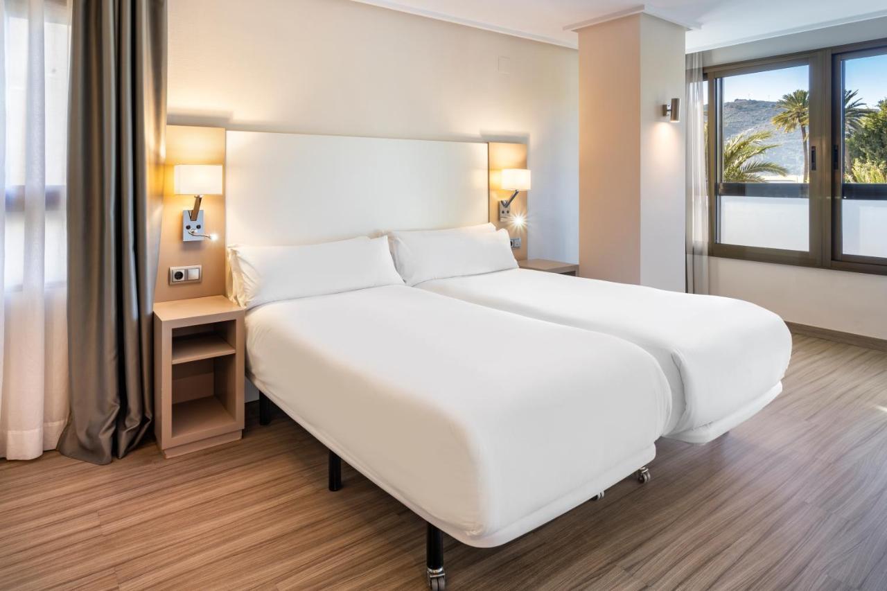 B&B Hotel Cartagena Cartagonova エクステリア 写真