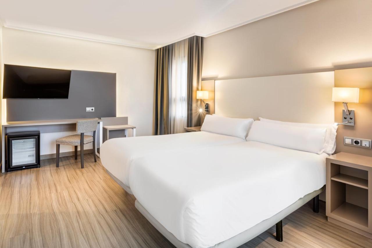 B&B Hotel Cartagena Cartagonova エクステリア 写真