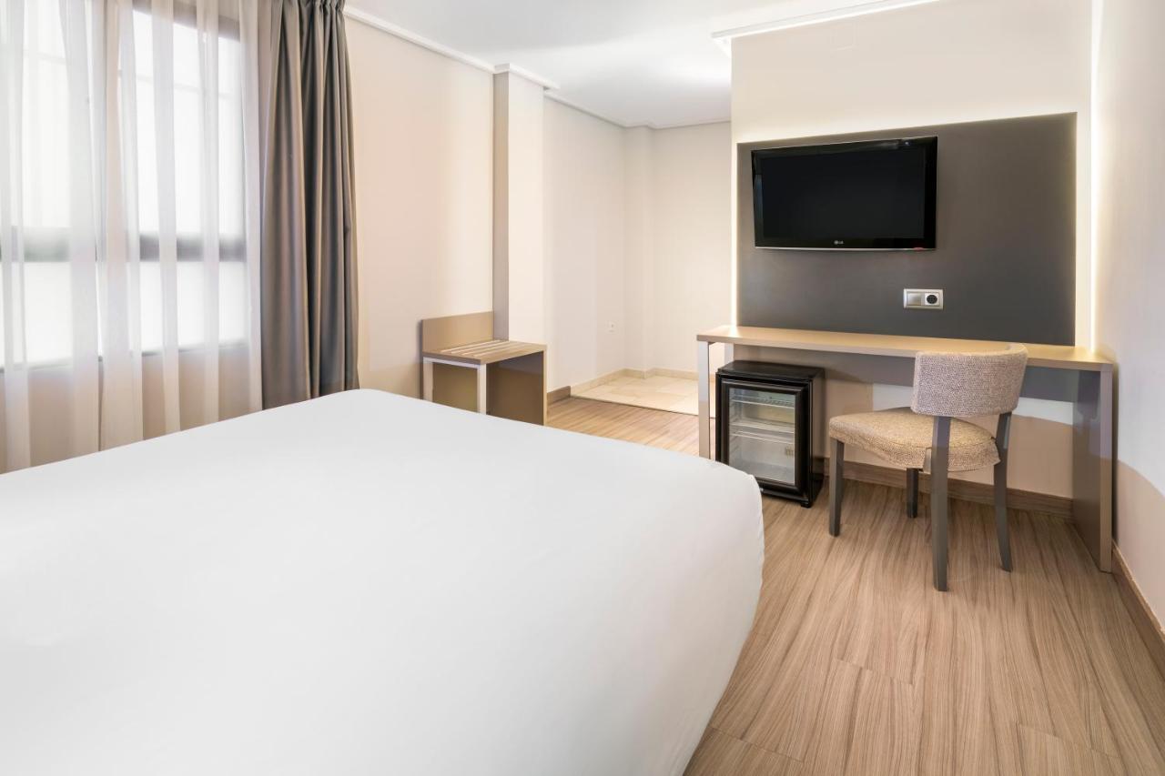 B&B Hotel Cartagena Cartagonova エクステリア 写真