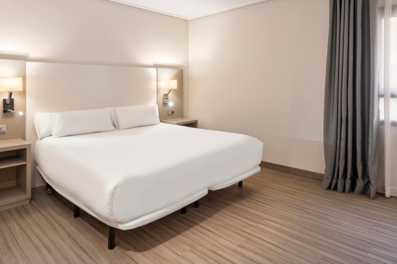 B&B Hotel Cartagena Cartagonova エクステリア 写真